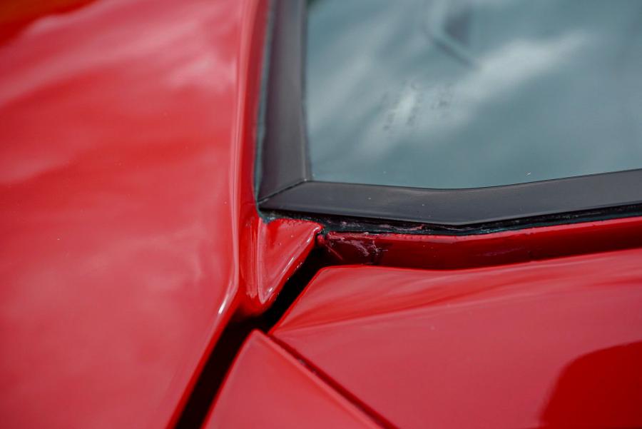 Детали экстерьера Lamborghini Countach LP5000 S Quattrovalvole 1988 года  (фото 69 из 146)